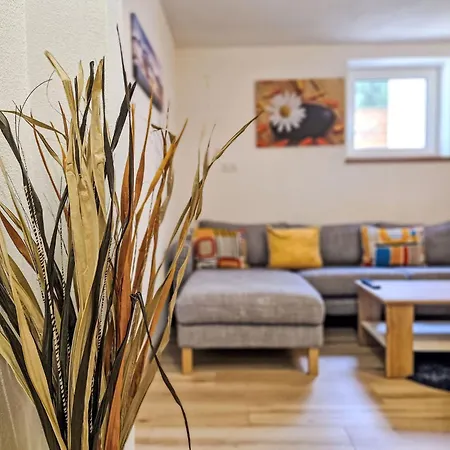 Michelle By Interhome Apartman *